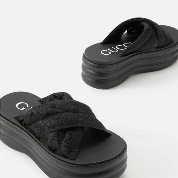 Gucci Black Sandals with Cushioned Footbed - Picture 1 of 7